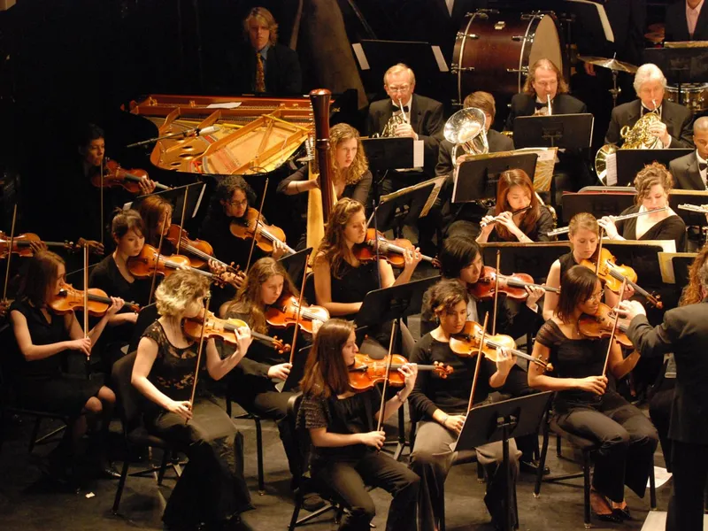 Maya: A Multi-Agent Architecture for Conversational AI